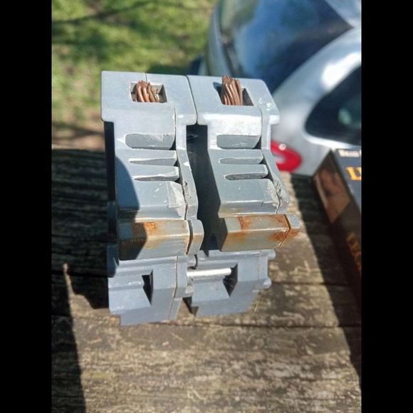 USED Federal Pacific Compatible 60A or 50 amp Two Pole Circuit Breaker Stab Lok - Picture 8 of 8